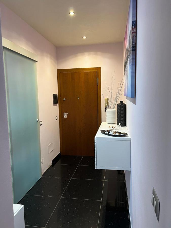 Stay In Style - Vibrant Condo In San Giovanni Lupatoto Eksteriør bilde