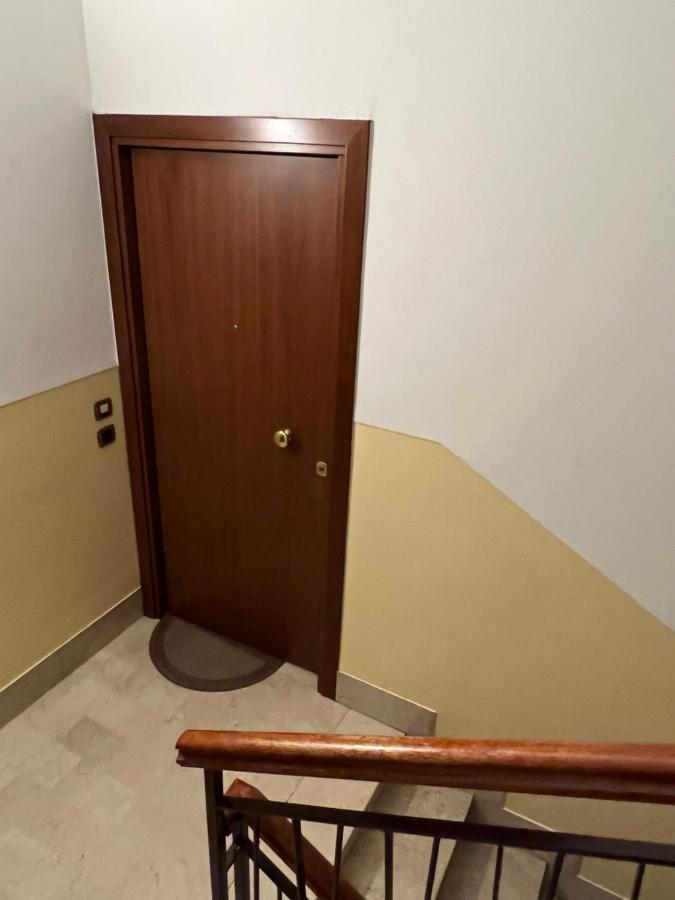 Stay In Style - Vibrant Condo In San Giovanni Lupatoto Eksteriør bilde