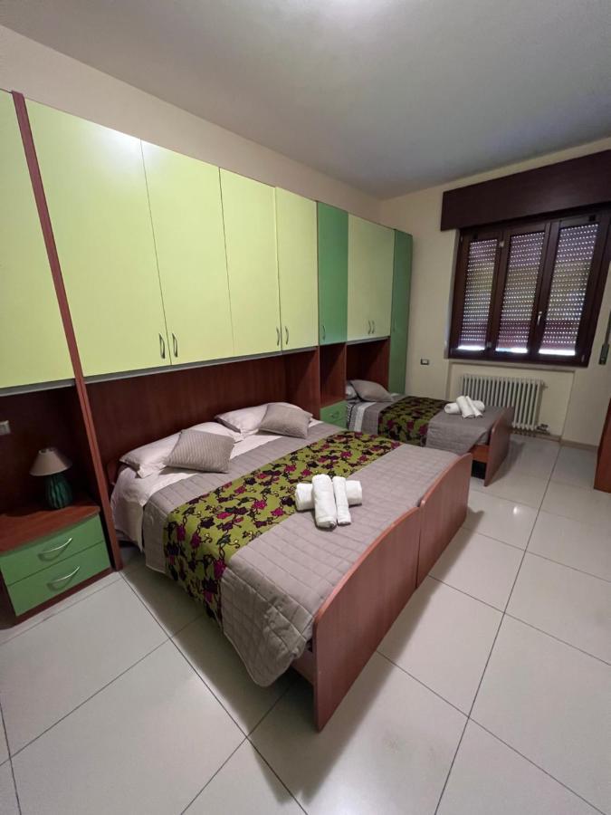 Stay In Style - Vibrant Condo In San Giovanni Lupatoto Eksteriør bilde