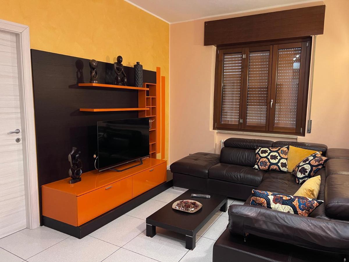 Stay In Style - Vibrant Condo In San Giovanni Lupatoto Eksteriør bilde